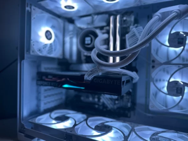 ❄️Icebox❄️<br>i3 13100 | RTX 3060 - Image 2