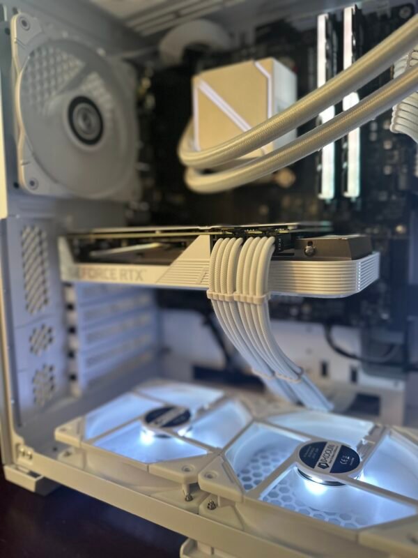⚪️Whiteout⚪️<br> Ryzen 5 5600 | RTX 3060 Ti | 32GB DDR4 - Image 2